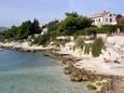 La plage  en ville Seget Vranjica, Trogir.