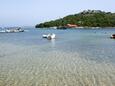 Der Strand  im Ort Vrgada, Biograd.