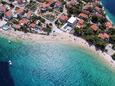 La plage  en ville Ražanj, Rogoznica.