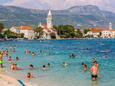 Der Strand Gabine im Ort Kaštel Štafilić, Kaštela.