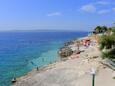 Der Strand  im Ort Rastići, Čiovo.