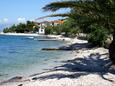 Der Strand Mastrinka im Ort Mastrinka, Čiovo.