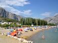 Plaža  v mjestu Omiš, Omiš.