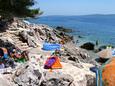 Der Strand  im Ort Ivan Dolac, Hvar.