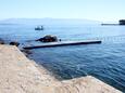 La plage Fontana en ville Jelsa, Hvar.