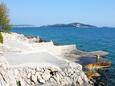 Ближайший пляж Пляж в городе Seget Vranjica, Trogir.