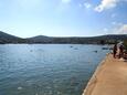 Plaža  u mjestu Vinišće, Trogir.