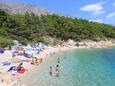 Der Strand Ruskamen im Ort Lokva Rogoznica, Omiš.