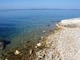 Pláž  v mieste Petrčane, Zadar.