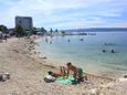Пляж  в городе Podstrana, Split.