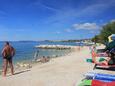 Пляж  в городе Podstrana, Split.