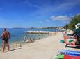 La plage  en ville Podstrana, Split.