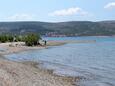 La plage  en ville Seline, Paklenica.