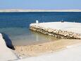 La plage  en ville Kustići, Pag.