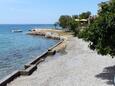 Der Strand  im Ort Starigrad, Paklenica.