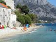 La plage Brist en ville Brist, Makarska.