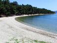 La plage Soline en ville Vrboska, Hvar.