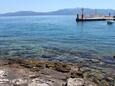 Der Strand  im Ort Sućuraj, Hvar.