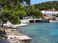 Der Strand  im Ort Pasadur, Lastovo.