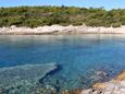 Der Strand  im Ort Rukavac, Vis.