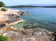 La plage  en ville Jelsa, Hvar.