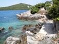 Der Strand  im Ort Molunat, Dubrovnik.