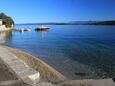 Plaža  v mjestu Račišće, Korčula.