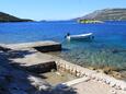 Der Strand  im Ort Tri Žala, Korčula.