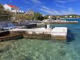 Ближайший пляж Пляж в городе Kneža, Korčula.