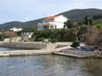 Der Strand  im Ort Kneža, Korčula.