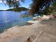 Nejbližší pláž Pláž na místě Karbuni, Korčula.