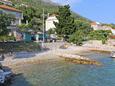 Der Strand  im Ort Kučište, Pelješac.