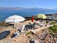 La plage  en ville Splitska, Brač.