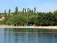 Legközelebbi strand strand Skradin településen, Krka.