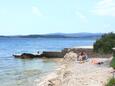 La plage  en ville Orebić, Pelješac.