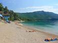 Der Strand Trstenica im Ort Orebić, Pelješac.