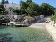 La plage  en ville Vantačići, Krk.