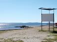 Der Strand  im Ort Privlaka, Zadar.