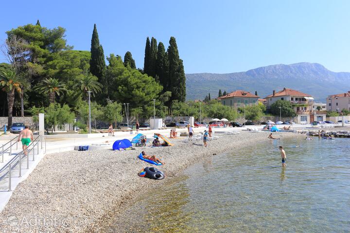 Stožer objavio : Imamo 180 oboljelih , jedna osoba preminula - Page 7 Kastela-kastel-luksic-beach-2-720x480