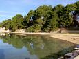 La plage Iza Banja en ville Sveti Filip i Jakov, Biograd.