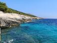Ближайший пляж Пляж в городе Ripišće, Dugi otok.