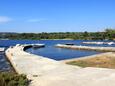 Der Strand  im Ort Veli Rat, Dugi otok.