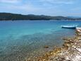 Nächster Strand Der Strand im Ort Krknata, Dugi otok.