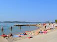 Pláž Plava plaža na místě Vodice, Vodice.