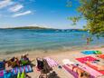 Der Strand Lovetovo im Ort Srima - Vodice, Vodice.