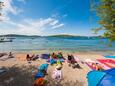 Der Strand Lovetovo im Ort Srima - Vodice, Vodice.