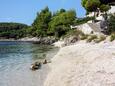 Crkovnjak strand Sumartin településen, Brač.