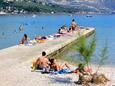 La plage Srebreno en ville Srebreno, Dubrovnik.