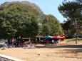 La plage  en ville Vrsar, Poreč.