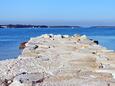 Der Strand San Lorenzo im Ort Fažana, Fažana.